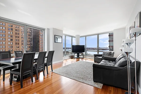 Rented by Compass | media 1