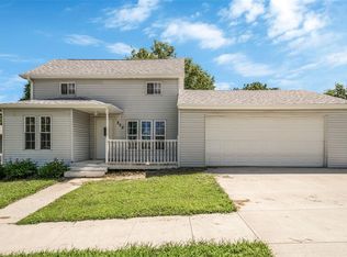 808 Washington Ave, Lowden, IA 52255