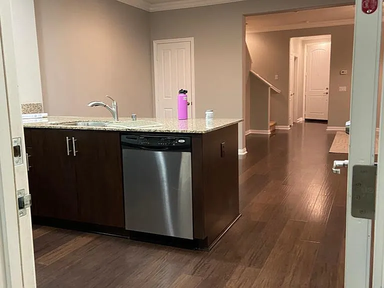 617 Forest Park Blvd — Photo 5