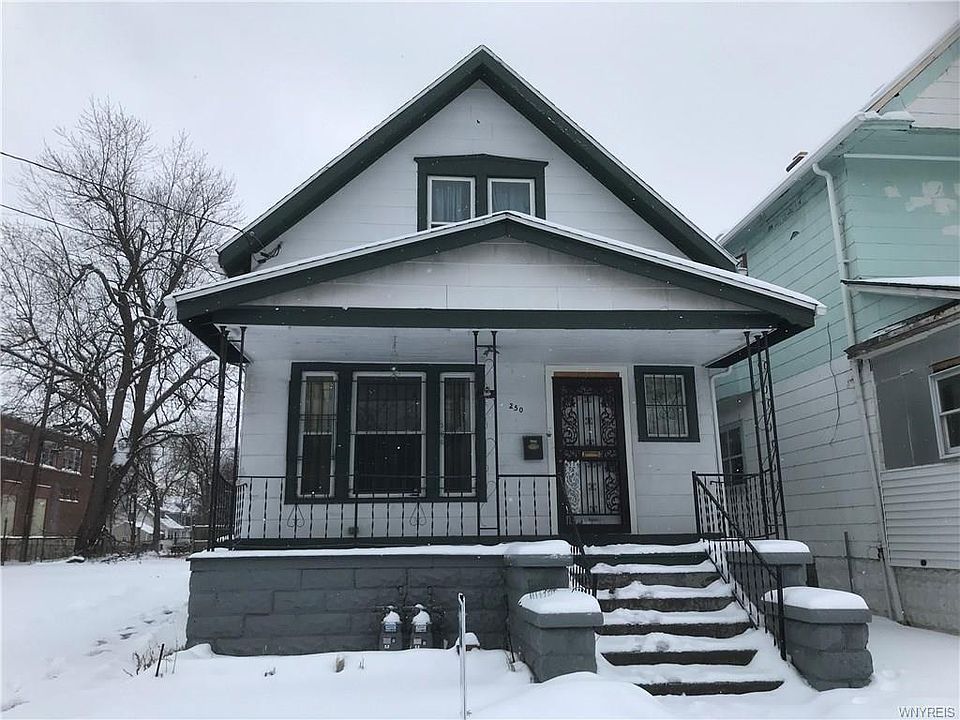 1st image of 250 Brinkman Ave