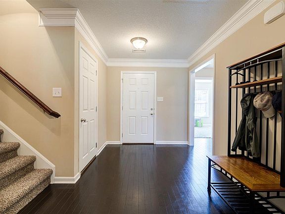 3rd image of 7418 Lucky Clover Ln