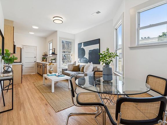 3rd image of 178 Linda St