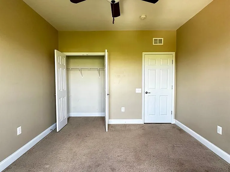 14888 Potomac Branch Dr — Photo 18