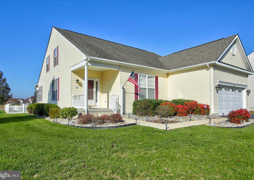 1st image of 52 Wanoma Cir
