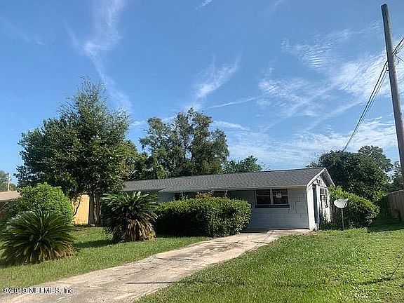 3rd image of 7751 Congress Dr W