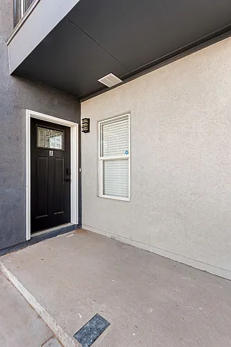 3334 Lincoln Ave Photo 1