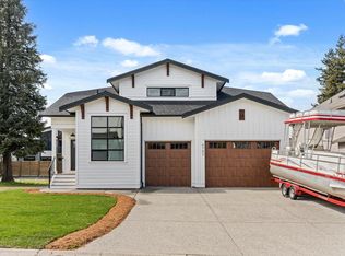 5783 Carter Rd, Chilliwack, BC V2R3K1