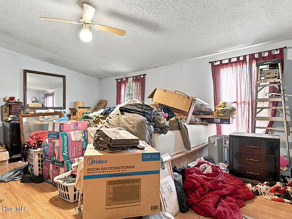 5th image of 146 Birch Drive