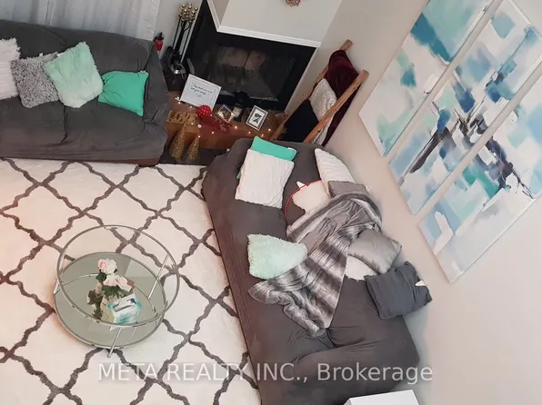 8 Roscoe Rd, Toronto, ON M1B 2K1