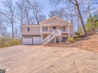 322 Corley Cir, Hiram, GA