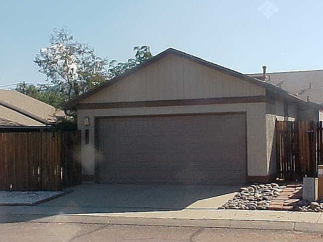 Front of house-2 car garage