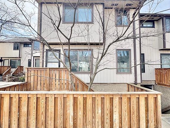 3rd image of 1685 Westwind Way #181