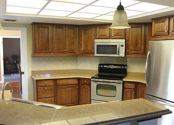 5th image of 17302 Preakness Pl