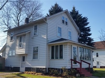 142 Washington St E, Hartville, OH, 44632