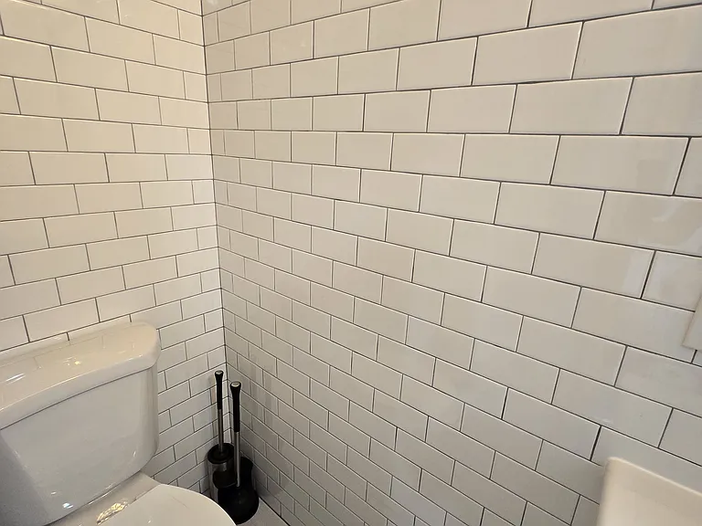 709 Pine St #202 — Photo 24