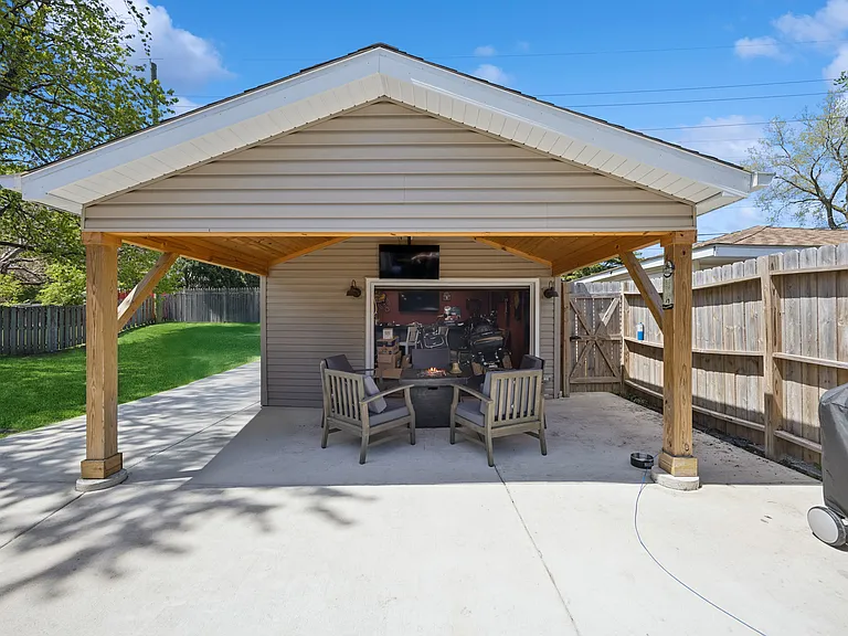3609 Bobwhite Ln — Photo 10