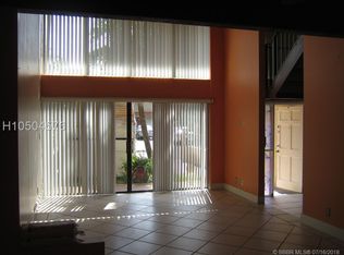 8801 Gatehouse Rd APT 2, Plantation, FL 33324