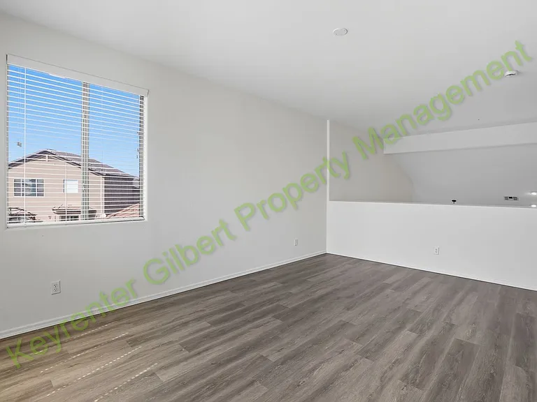 33958 N Barbara Dr — Photo 26