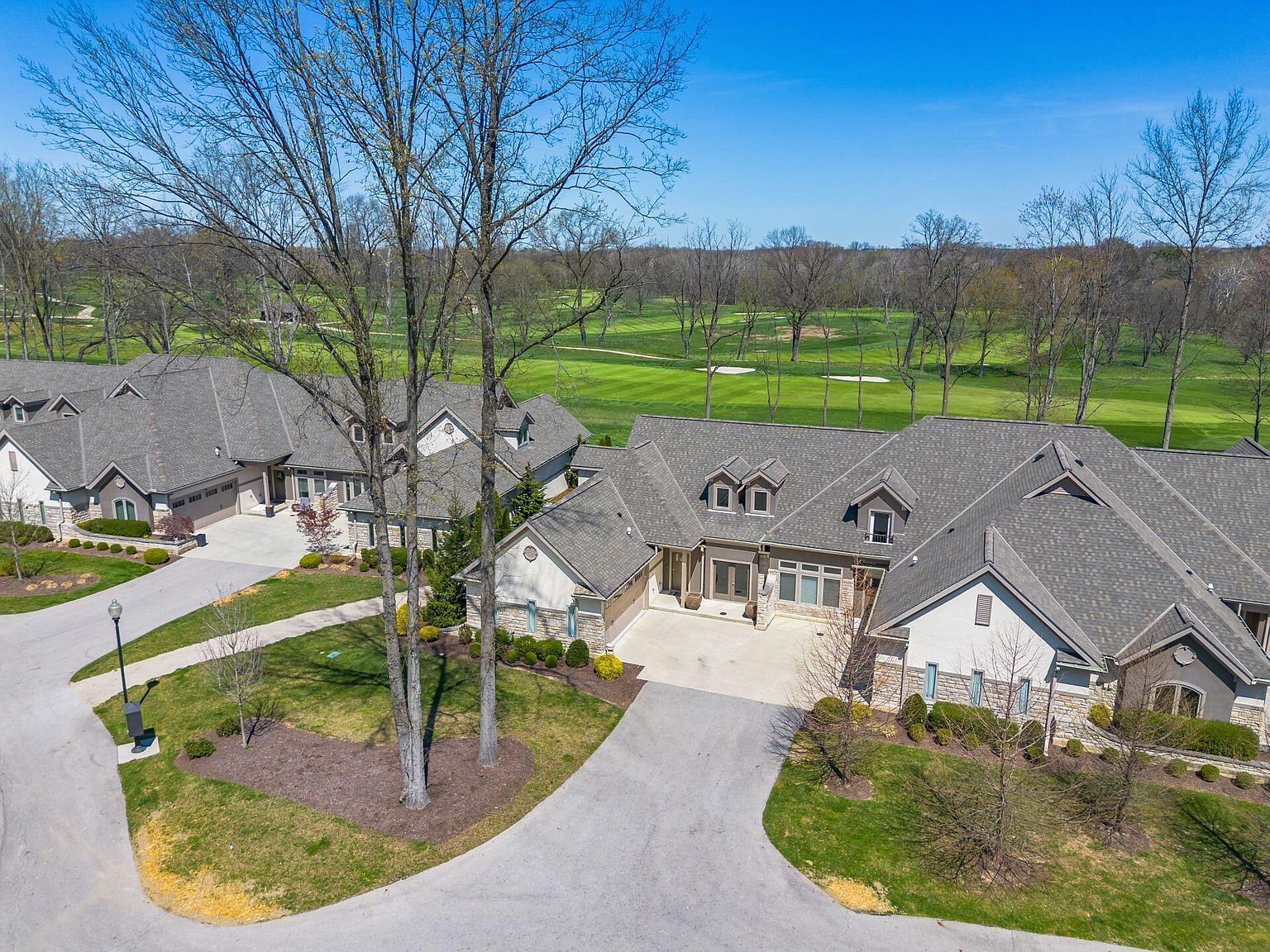 714 Fairway Blvd