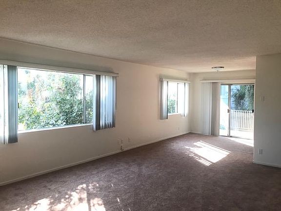 3rd image of 10644 Bloomfield St APT 4