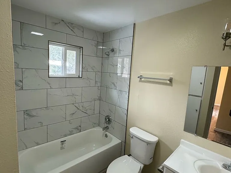 3653-3665 Blackwood Rd — Photo 6