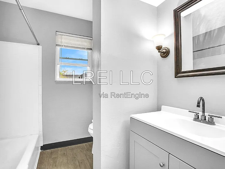 3400 Lesway Ct #7 — Photo 6