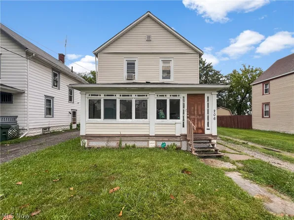 206 W 29th St, Lorain, OH 44055