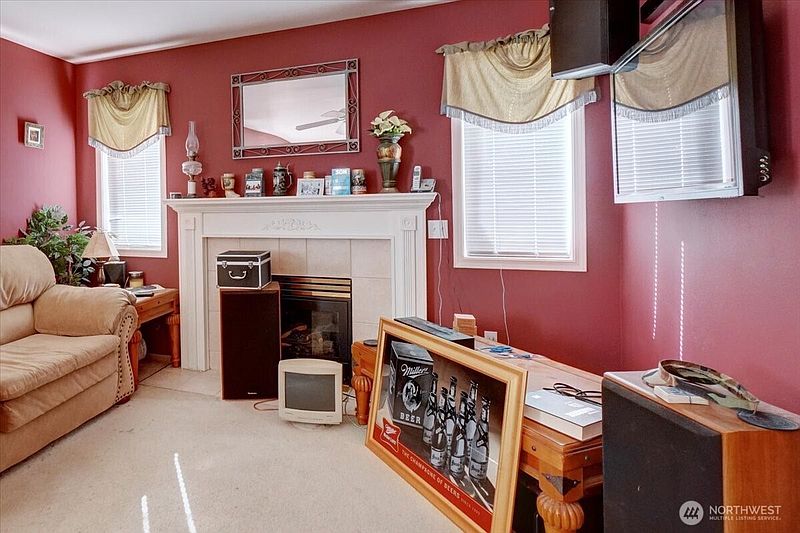 5th image of 9029 S J Street