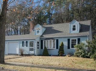 50 Beaufort Cir, Springfield, MA 01104