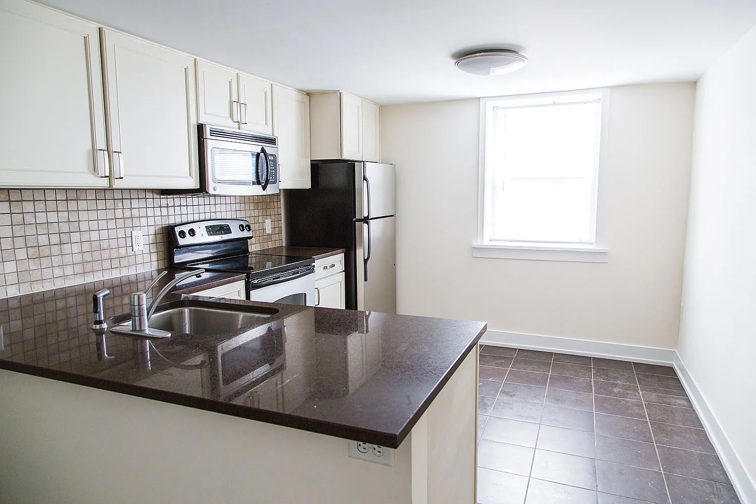 Paradise Flats — Photo 1
