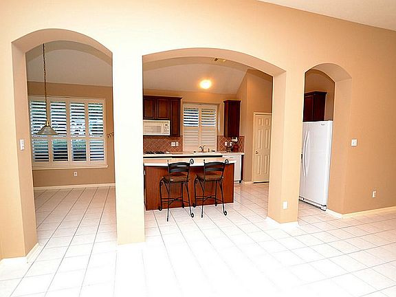 5th image of 18003 Moss Park Ct