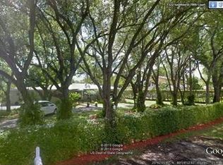 7325 SW 78th Ct, Miami, FL 33143