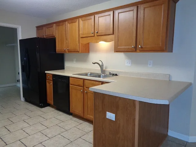 7976 Old Brownsville Rd — Photo 3