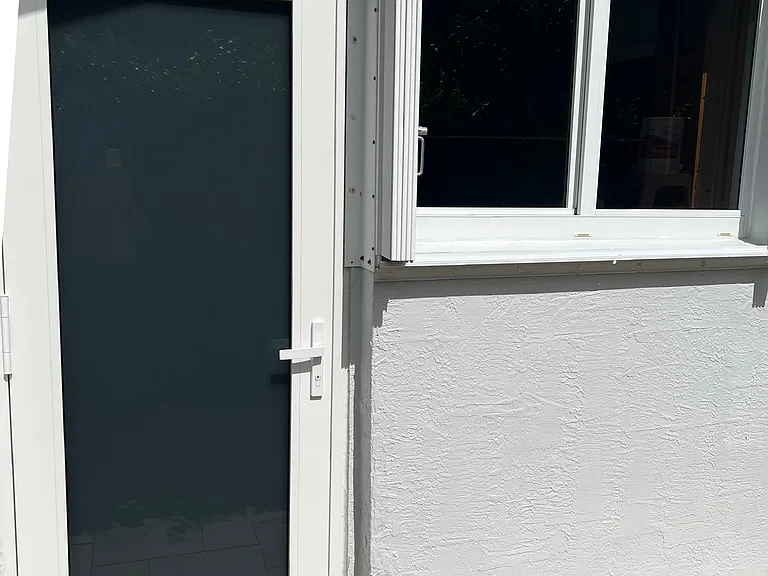 1UNDISCLOSED Address — Photo 11