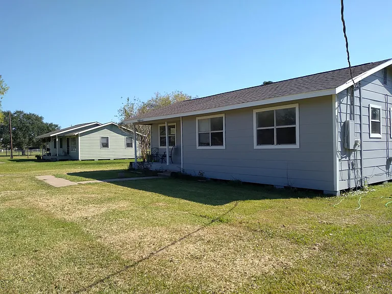 2516 County Road 357A — Photo 2