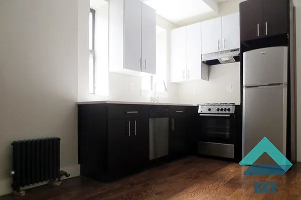 Rented by EXR | media 15