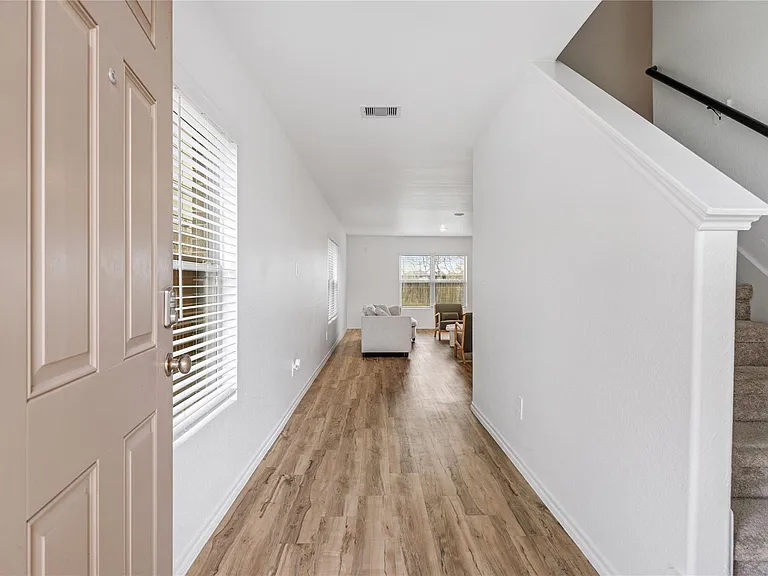 32610 Orchard Haze Dr — Photo 4
