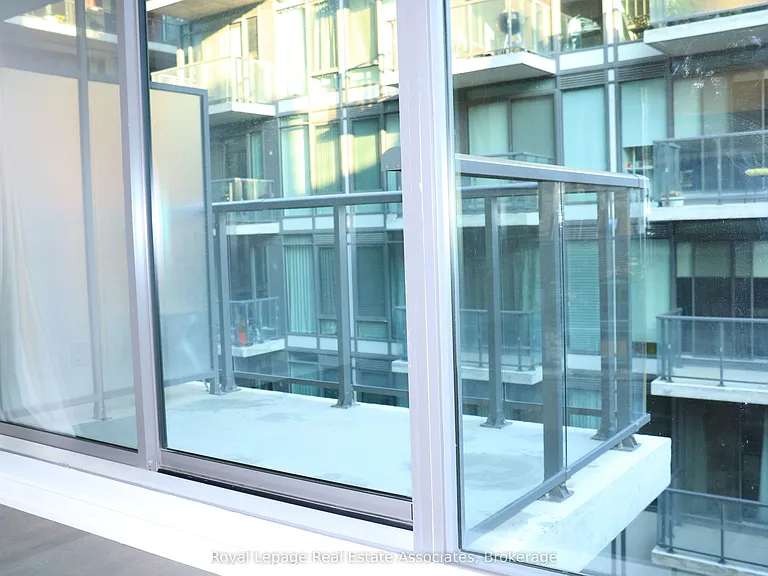 461 Adelaide St W #439 — Photo 14