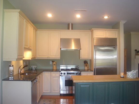 Sub Zero Refrigerator/Dacor Gas Stove