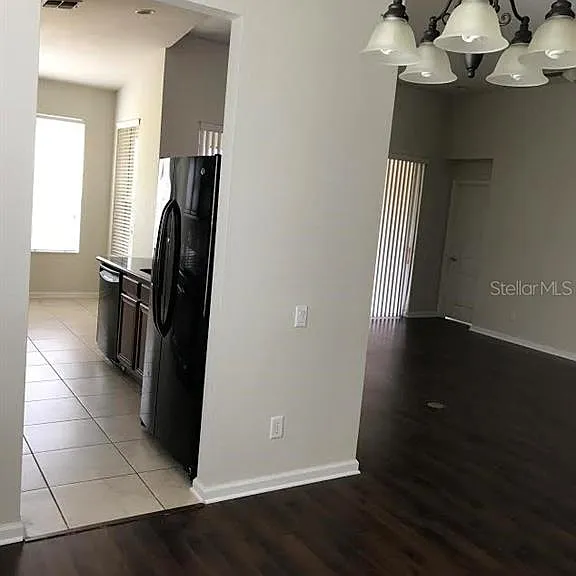 7622 Colbury Ave — Photo 12