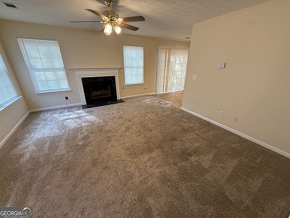 4th image of 2035 Lakeside Cir