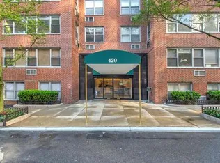 420 East 55th Street 2Q image 1 of 7
