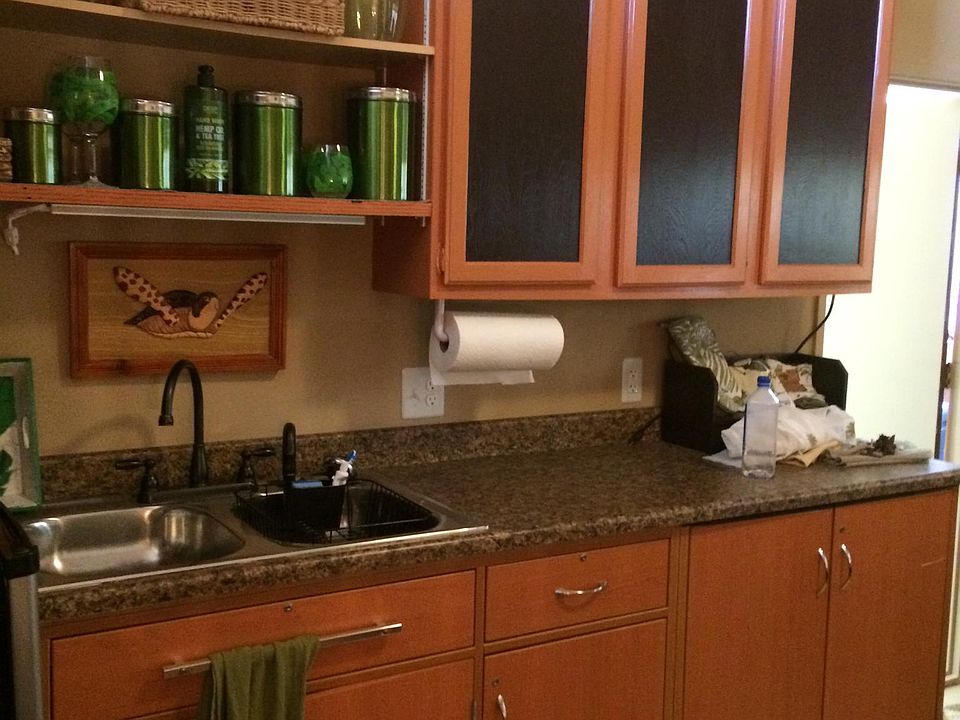 2nd image of 1240 N Coast Highway 101 APT B
