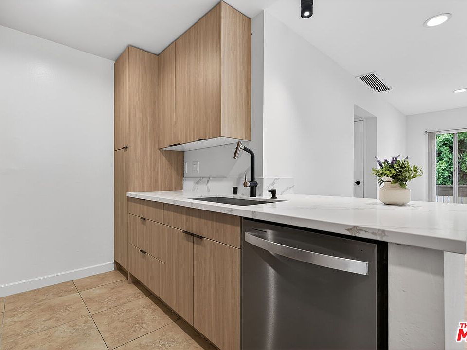 1st image of 8601 International Ave Unit 122