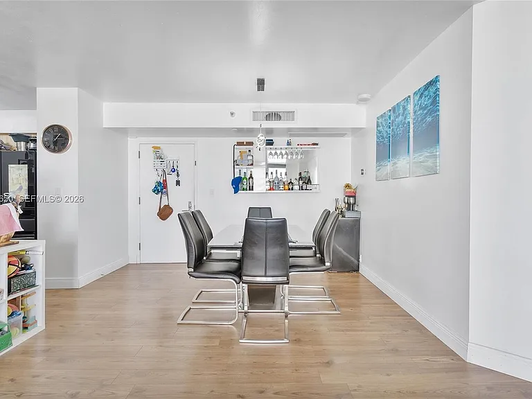 3530 Mystic Pointe Dr #2907 — Photo 14