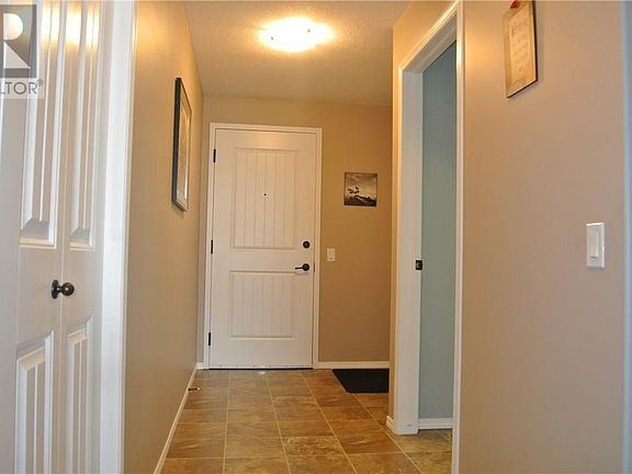 4th image of 1300 N Stockton St #406W