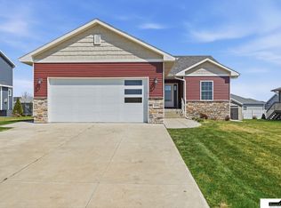 2456 N Columbia Ave, Seward, NE 68434