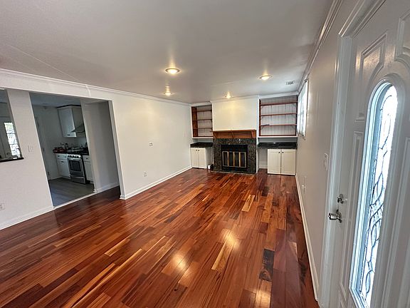 3rd image of 487 Bruce Ave