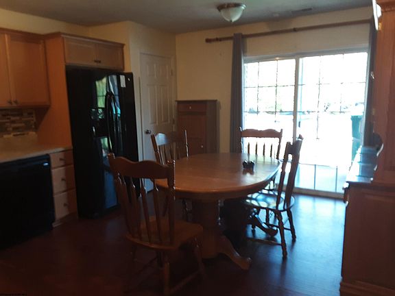 3rd image of 79 Barrington Ct Suite 103