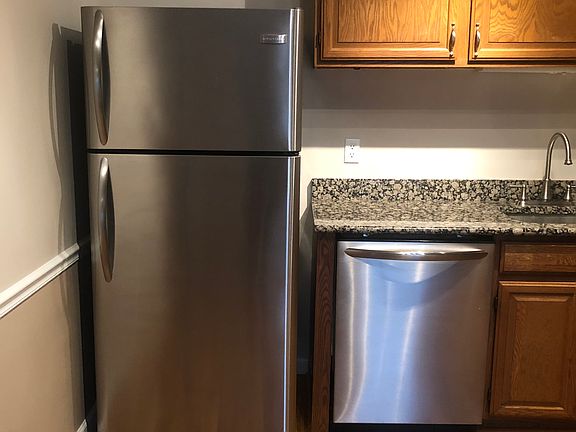 2nd image of 157 Jubilee Hill Dr Unit L